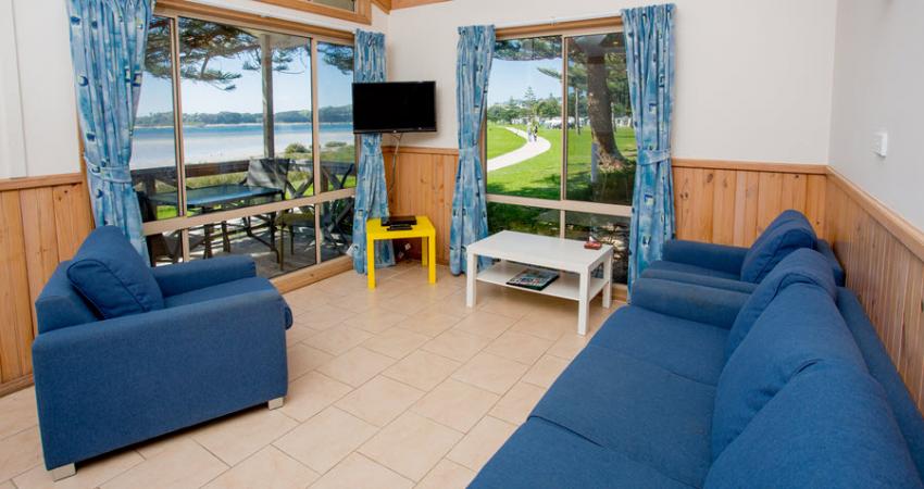 Easts Narooma Accommodation Holiday Spa 900px Jul 19 0006