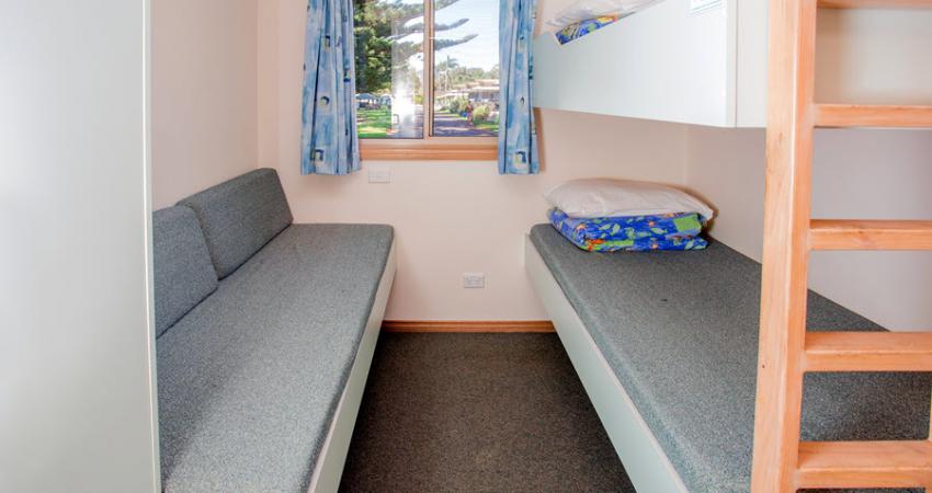 Easts Narooma Accommodation Holiday Spa 900px Jul 19 0019